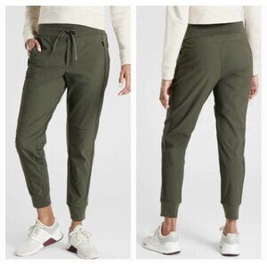 Athleta Women's Headlands Hybrid Trek Jogger Pants Size 6, Olive Green, Hiking